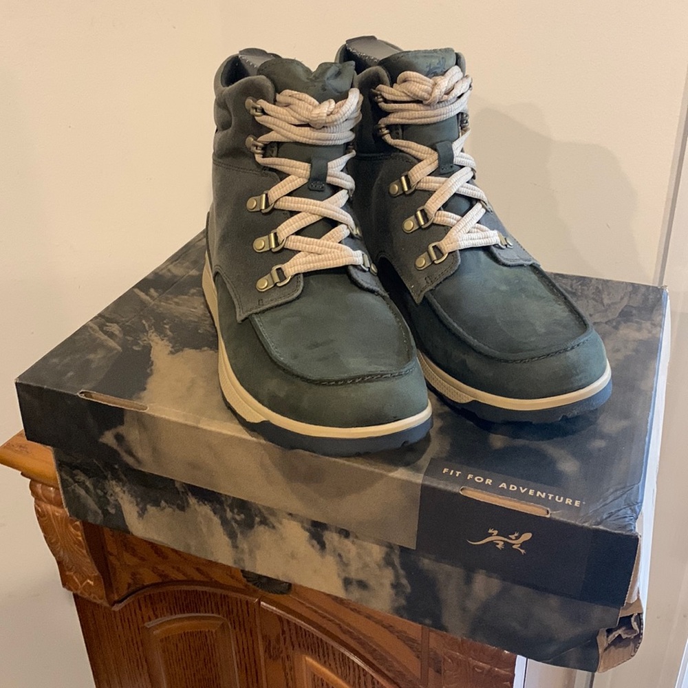 Chaco Teton Boots